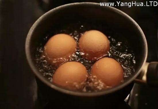 煮雞蛋的水